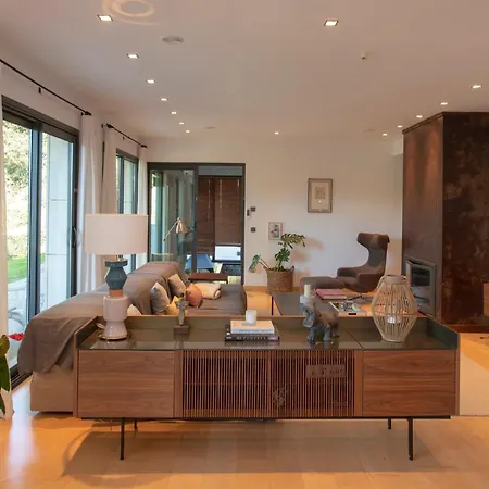 Villa Fantastica En Somio *